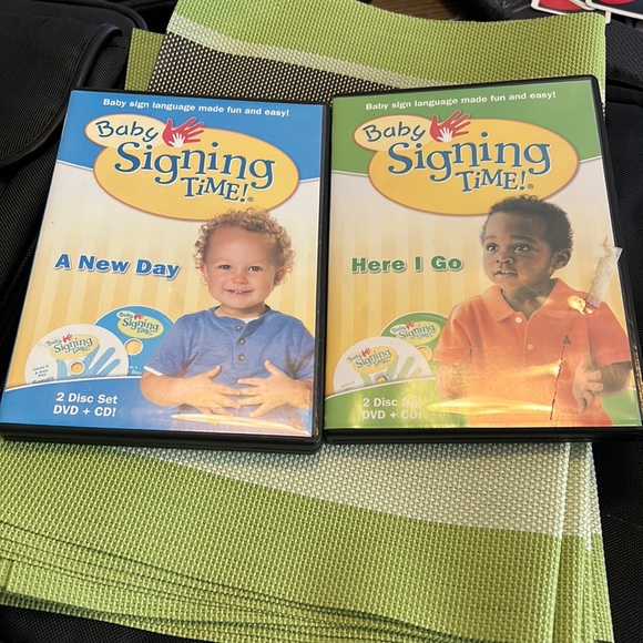 Baby signing time DVDs (set of 2) - Picture 1 of 1